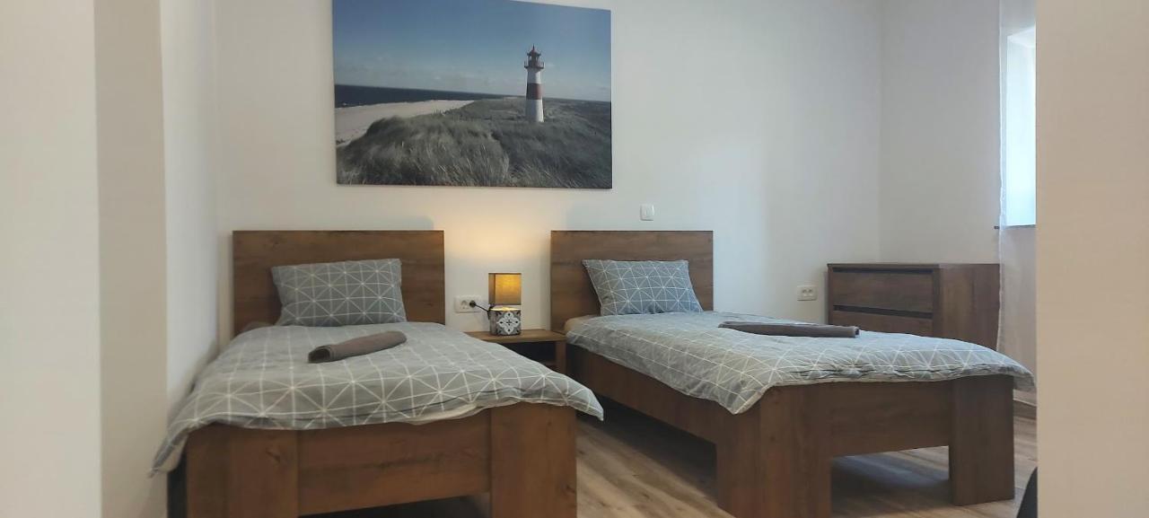 Hostel Postaja ルシェ エクステリア 写真